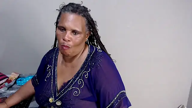 GrandBustyMelon online show from 11-13-25, 09:24