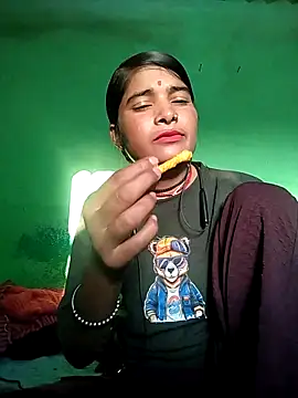 Hot xxx12 online show from 12-17-25, 11:15