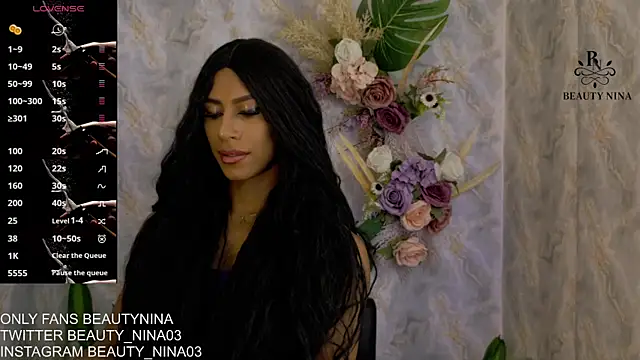 Snapshot of beauty_nina chatting on 09-19-25, 03:38 beauty nina online show from 09-19-25, 03:38