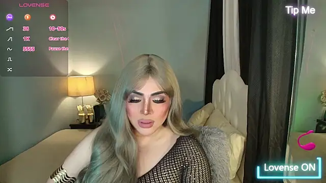 Unforgettable Maria online show from 11-12-25, 05:44