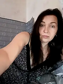 DanaNeon online show from 05-04-26, 11:02