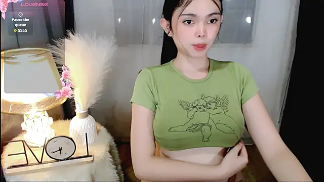 wildest fantasy online show from 06-11-26, 01:16