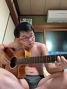 Snapshot of hiromu53 chatting on 10-16-25, 01:19 hiromu53 online show from 10-16-25, 01:19