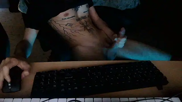 Snapshot of Kryk97 chatting on 05-24-26, 05:13 Kryk97 online show from 05-24-26, 05:13
