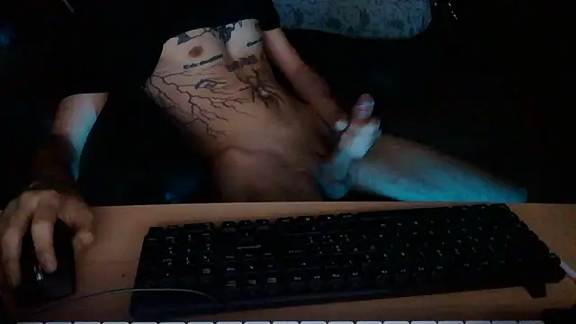 Snapshot of Kryk97 chatting on 05-17-26, 06:19 Kryk97 online show from 05-17-26, 06:19