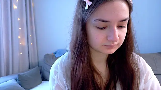 Lelia Vibe online show from 11-17-25, 07:34