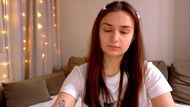 Lelia Vibe online show from 12-04-25, 12:09