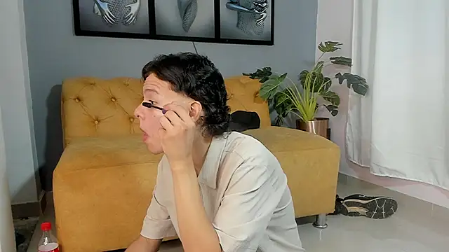 camillo virgil online show from 10-29-25, 10:47