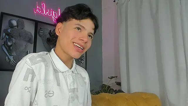 camillo virgil online show from 10-31-25, 10:34