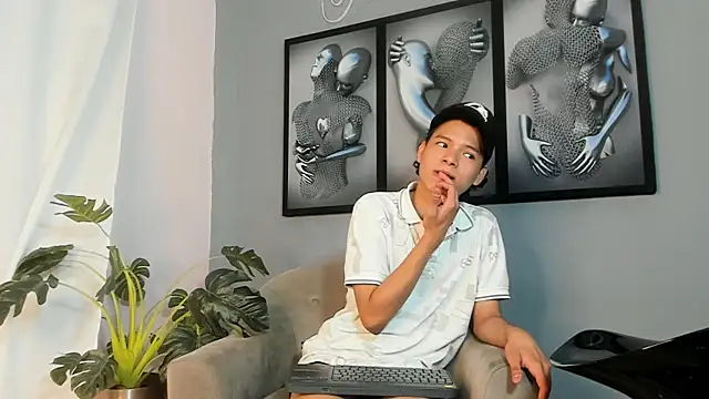 camillo virgil online show from 10-17-25, 12:18