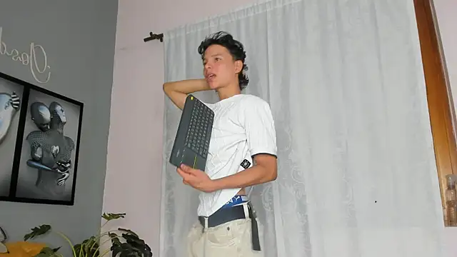 camillo virgil online show from 11-28-25, 10:48