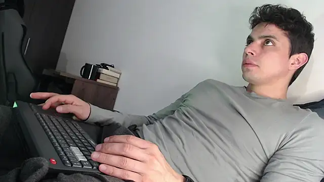 Snapshot of yourfavoriteboy__ chatting on 01-05-26, 09:07 yourfavoriteboy online show from 01-05-26, 09:07