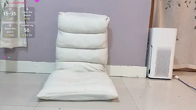 Y2Luvk online show from 12-01-25, 09:04