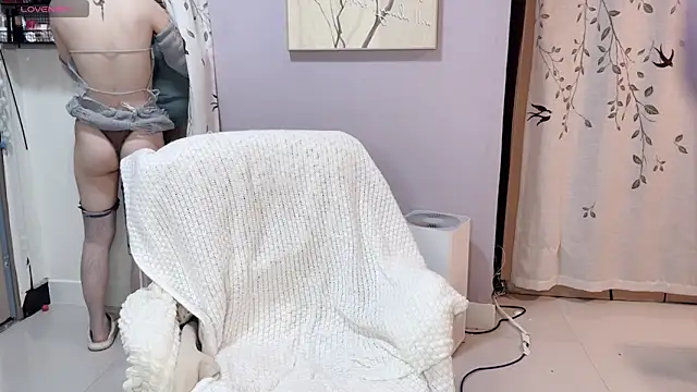 Y2Luvk online show from 12-18-25, 09:29