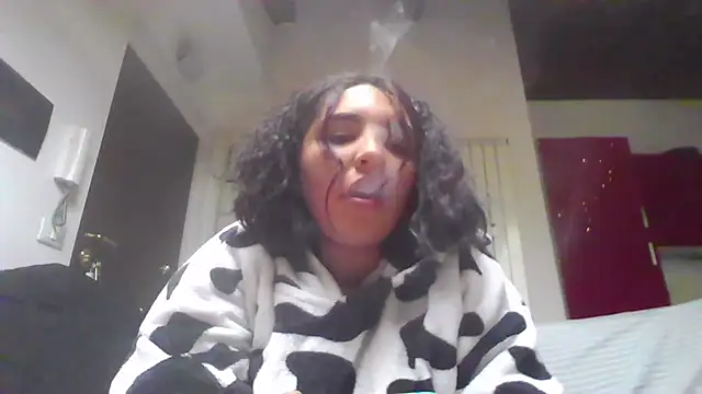 LadySophia03 online show from 09-24-25, 04:24