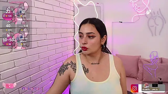 Snapshot of Darling_tay chatting on 09-17-25, 03:41 Darling tay online show from 09-17-25, 03:41