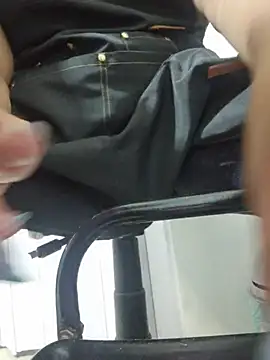 RuivaMisteriosa3 online show from 02-10-26, 11:20