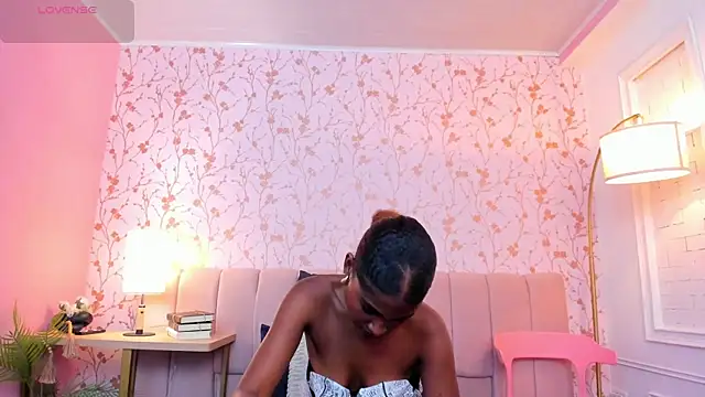 halleylorens online show from 05-25-26, 07:12