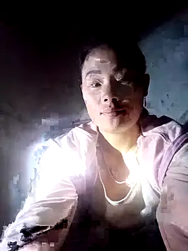 Snapshot of Ruaiuoi chatting on 02-07-26, 10:40 Ruaiuoi online show from 02-07-26, 10:40