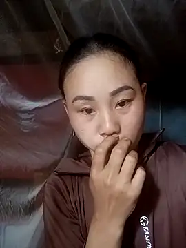 Snapshot of Ruaiuoi chatting on 02-20-26, 10:22 Ruaiuoi online show from 02-20-26, 10:22