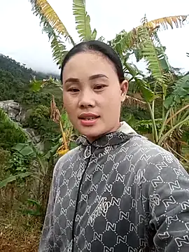 Snapshot of Ruaiuoi chatting on 02-20-26, 07:21 Ruaiuoi online show from 02-20-26, 07:21