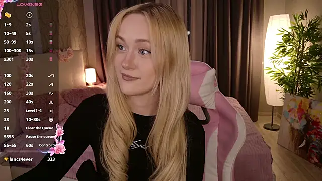 HeyMonkey  online show from 12-16-25, 02:43