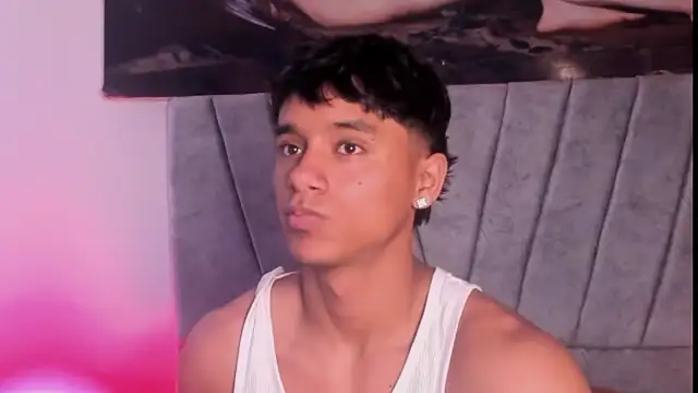 ZYZZ1312 online show from 11-28-25, 04:40