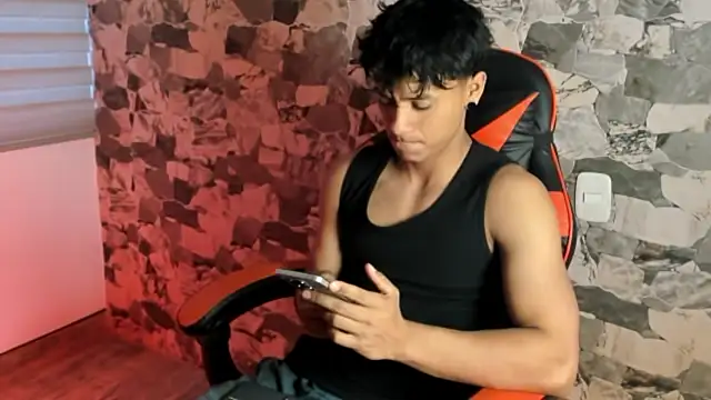 ZYZZ1312 online show from 07-20-26, 10:45