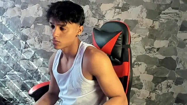 Snapshot of ZYZZ1312 chatting on 05-09-26, 08:12 ZYZZ1312 online show from 05-09-26, 08:12