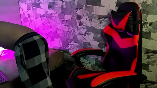 ZYZZ1312 online show from 04-03-26, 03:57