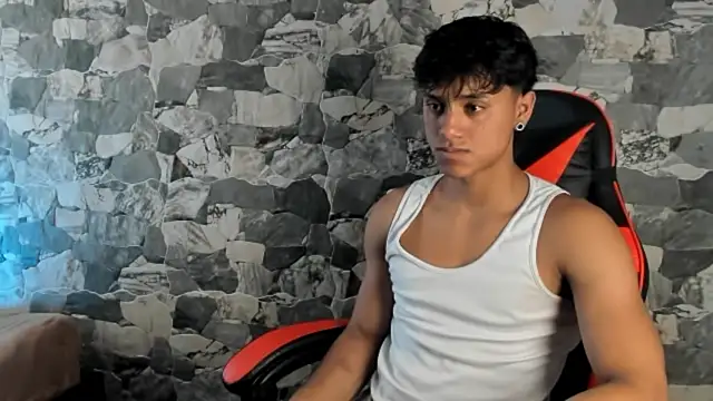Snapshot of ZYZZ1312 chatting on 04-25-26, 10:18 ZYZZ1312 online show from 04-25-26, 10:18