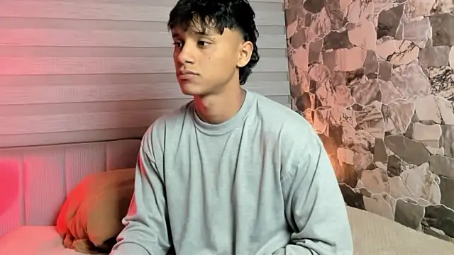 ZYZZ1312 online show from 02-16-26, 03:38