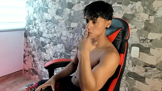ZYZZ1312 online show from 07-31-26, 07:11