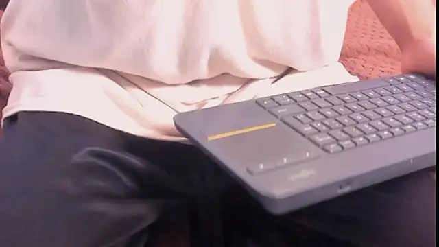 ZYZZ1312 online show from 02-02-26, 06:29