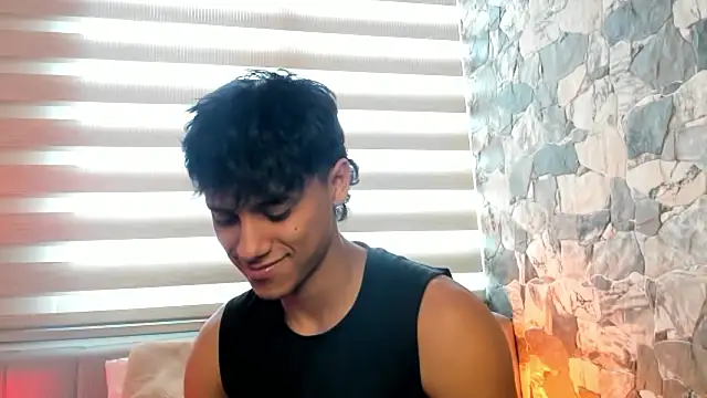 ZYZZ1312 online show from 03-06-26, 07:20