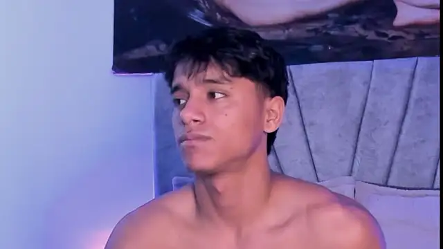 ZYZZ1312 online show from 11-07-25, 08:13