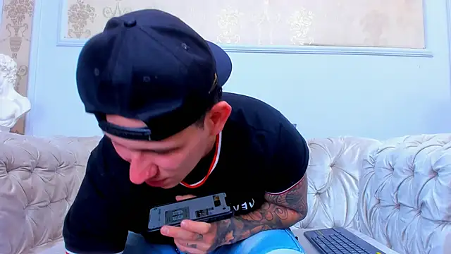 Scott Clark online show from 11-08-25, 11:03