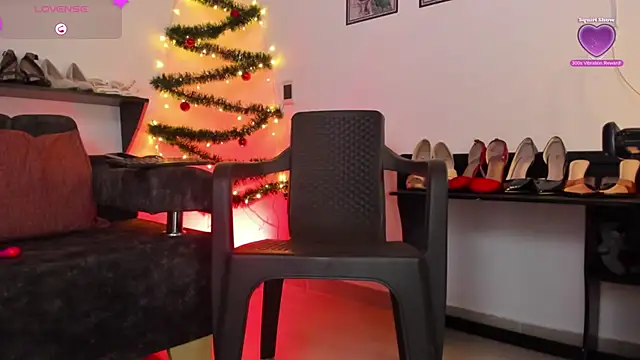 valery 14  online show from 11-20-25, 07:14