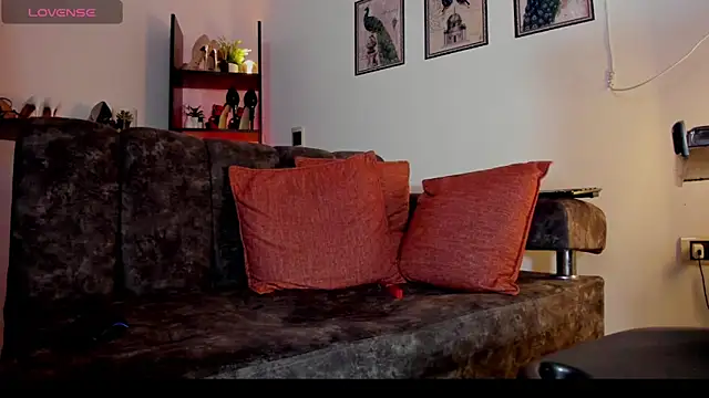 valery 14  online show from 04-18-26, 07:07