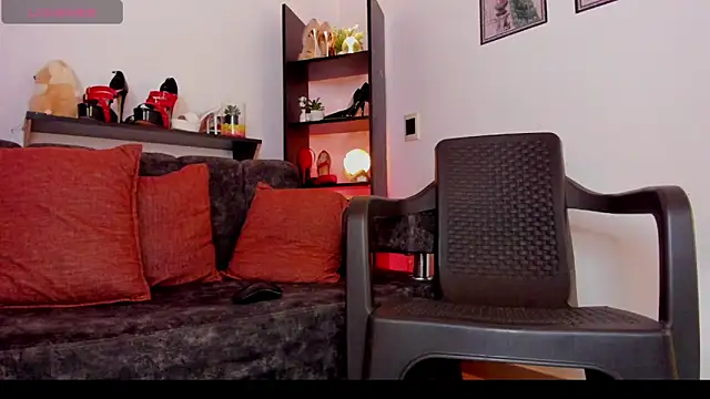 valery 14  online show from 04-23-26, 07:04