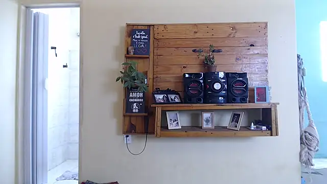 ayanahot  online show from 10-29-25, 12:15