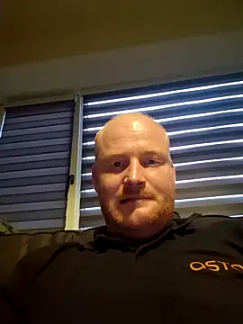 Snapshot of svenni2525 chatting on 10-06-25, 05:13 svenni2525 online show from 10-06-25, 05:13