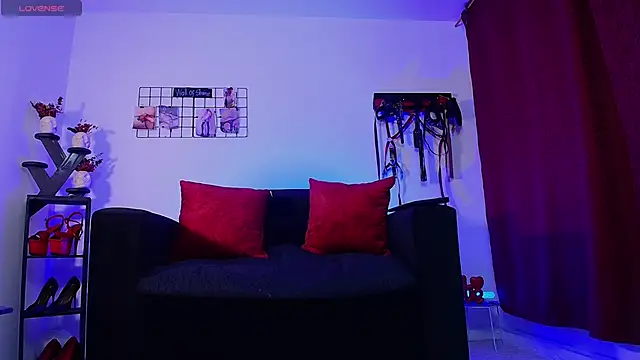 JulietthNoir online show from 09-24-25, 06:14