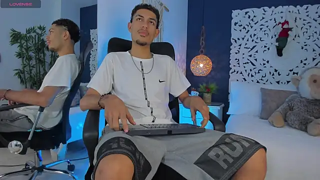 Adonis WB online show from 11-21-25, 10:09