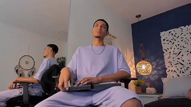 Snapshot of Adonis_WB chatting on 10-10-25, 09:48 Adonis WB online show from 10-10-25, 09:48