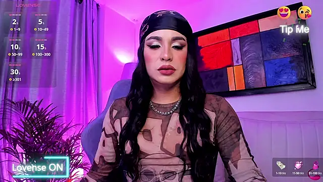 paula boom online show from 09-28-25, 02:07