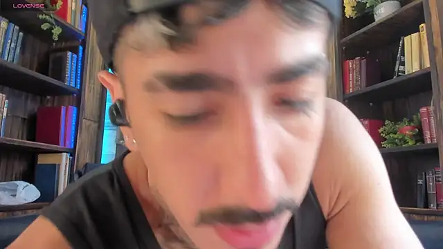 Donovan Desmond online show from 10-29-25, 07:57