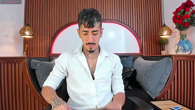 Donovan Desmond online show from 11-04-25, 08:23