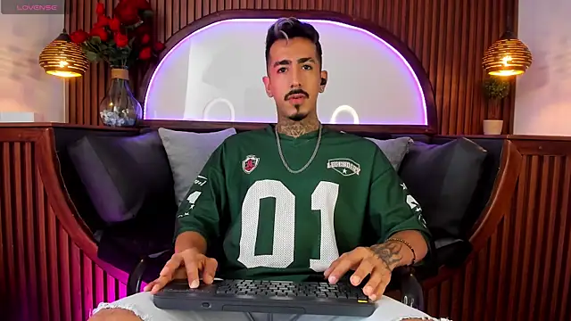 Donovan Desmond online show from 03-27-26, 07:59