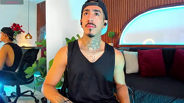 Donovan Desmond online show from 04-09-26, 08:37